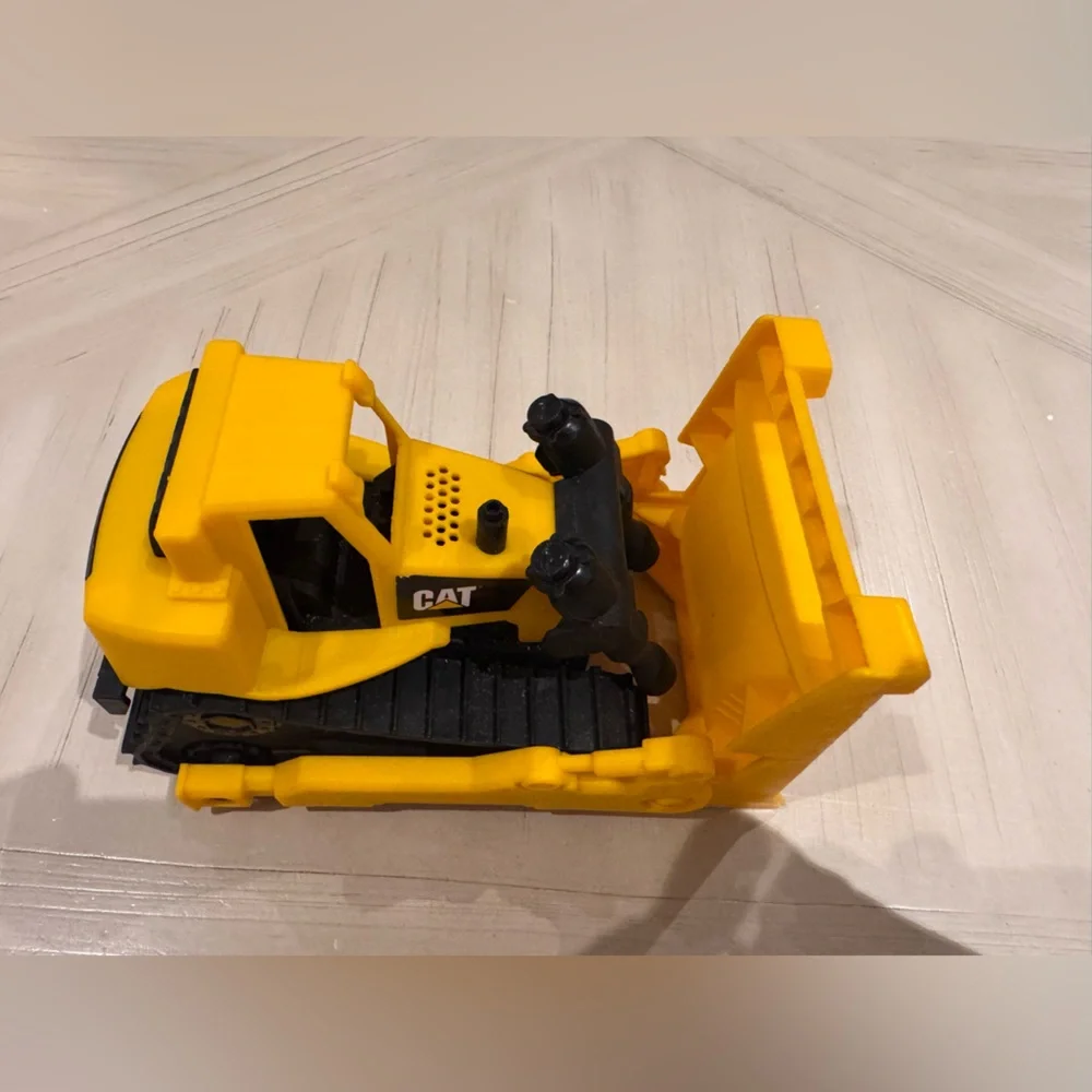 CAT Construction Fleet 10” Wheel Loader – Push Powered – Like New